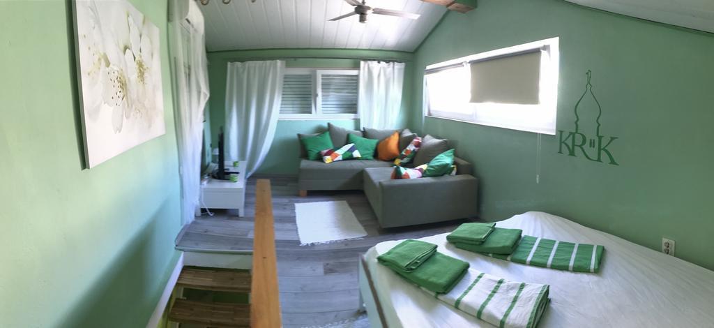 Summer Home In Krk Center "Casa Magdalena" คิร์ก ภายนอก รูปภาพ