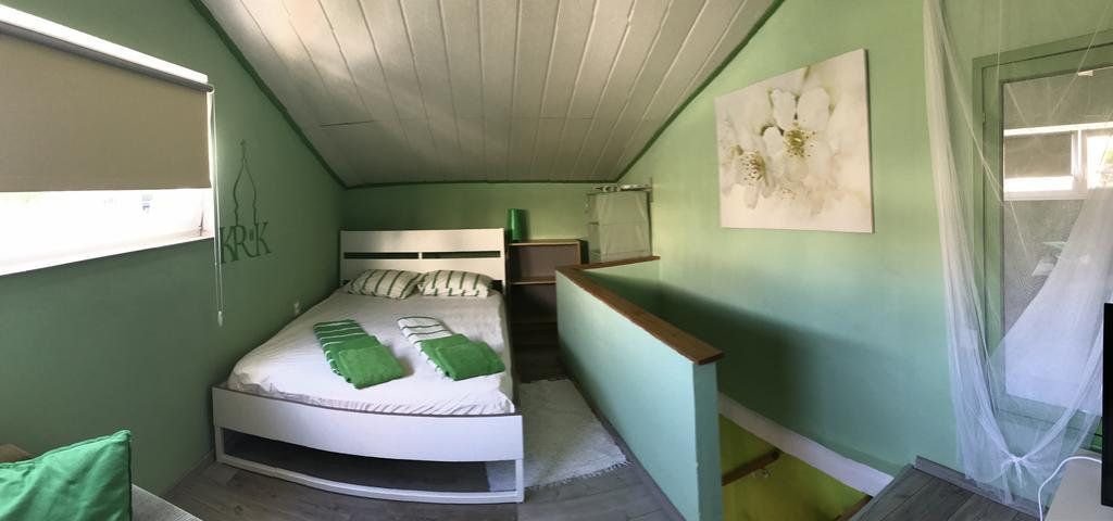 Summer Home In Krk Center "Casa Magdalena" คิร์ก ภายนอก รูปภาพ