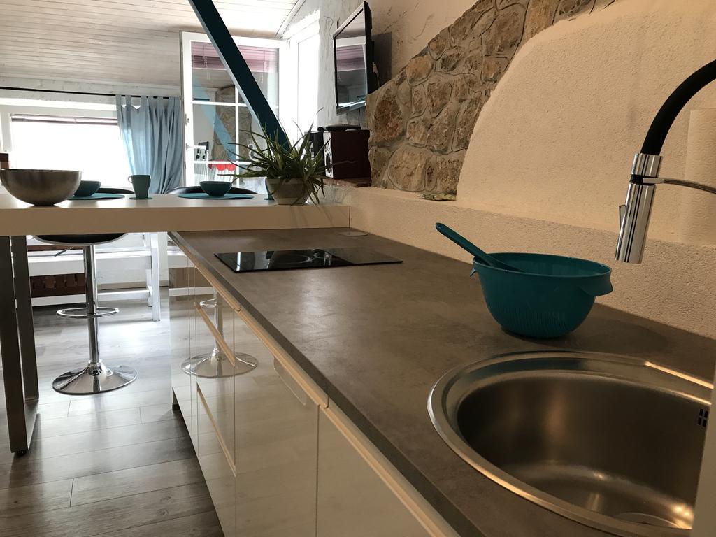 Summer Home In Krk Center "Casa Magdalena" คิร์ก ภายนอก รูปภาพ