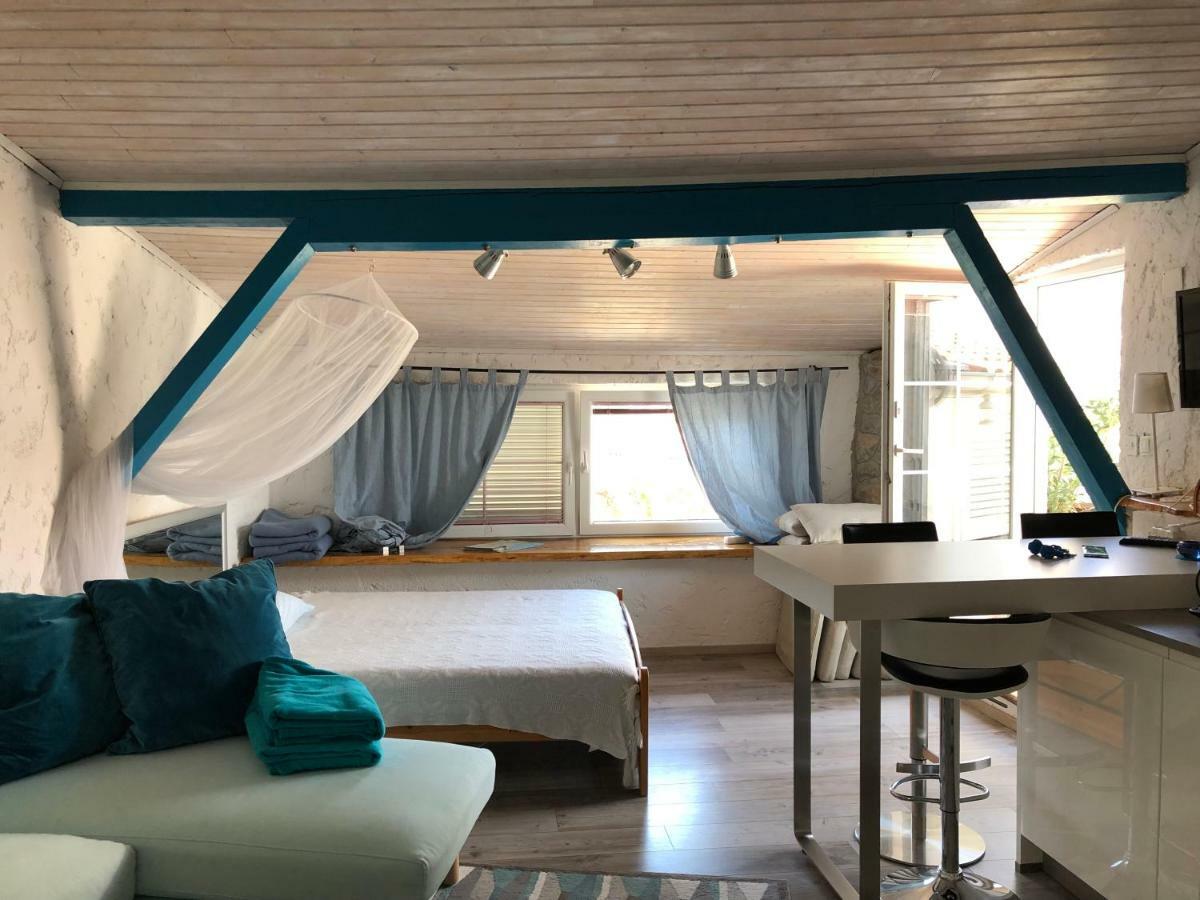 Summer Home In Krk Center "Casa Magdalena" คิร์ก ภายนอก รูปภาพ